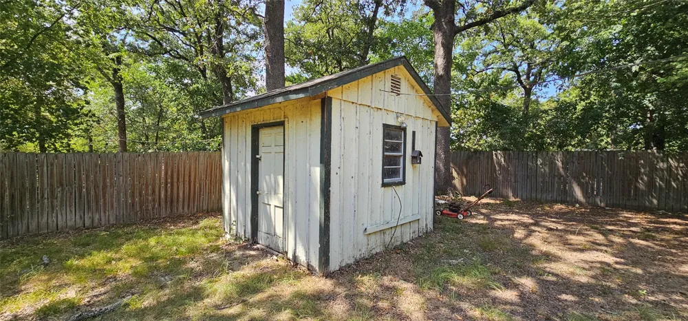 509 Hillcrest Drive Tool, TX 75143