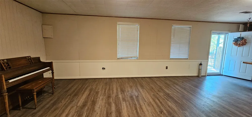 509 Hillcrest Drive Tool, TX 75143