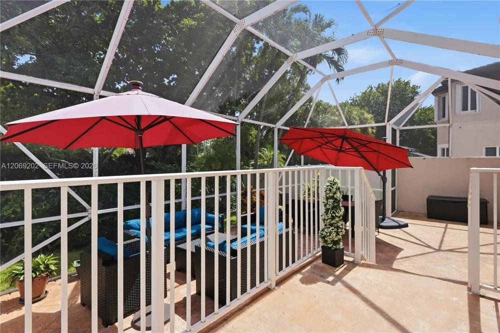 15845 NW 14th Rd Pembroke Pines, FL 33028