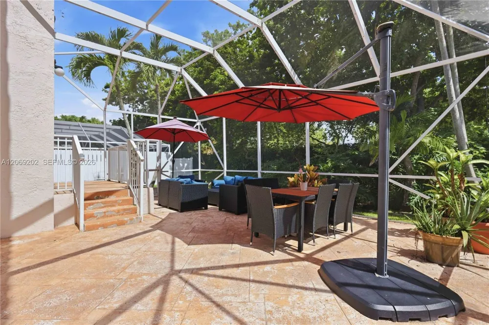 15845 NW 14th Rd Pembroke Pines, FL 33028
