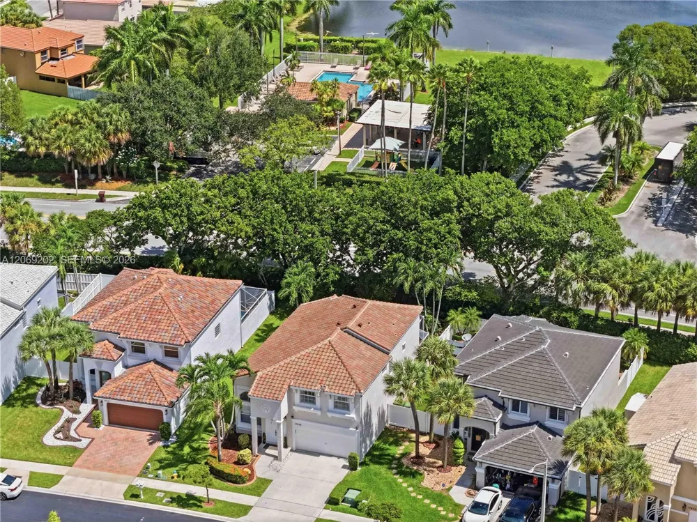 15845 NW 14th Rd Pembroke Pines, FL 33028