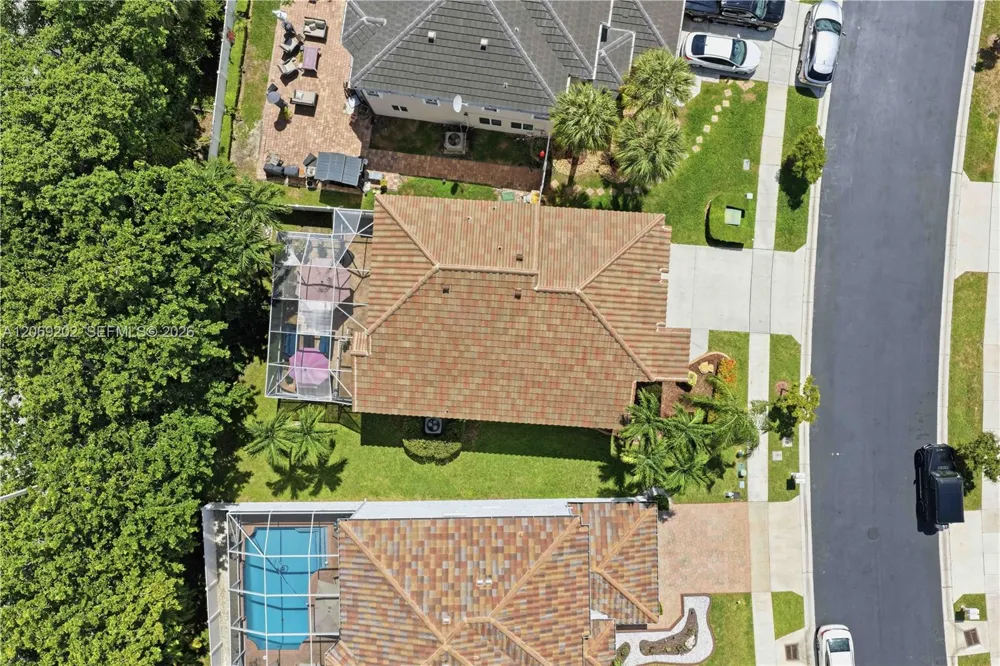 15845 NW 14th Rd Pembroke Pines, FL 33028