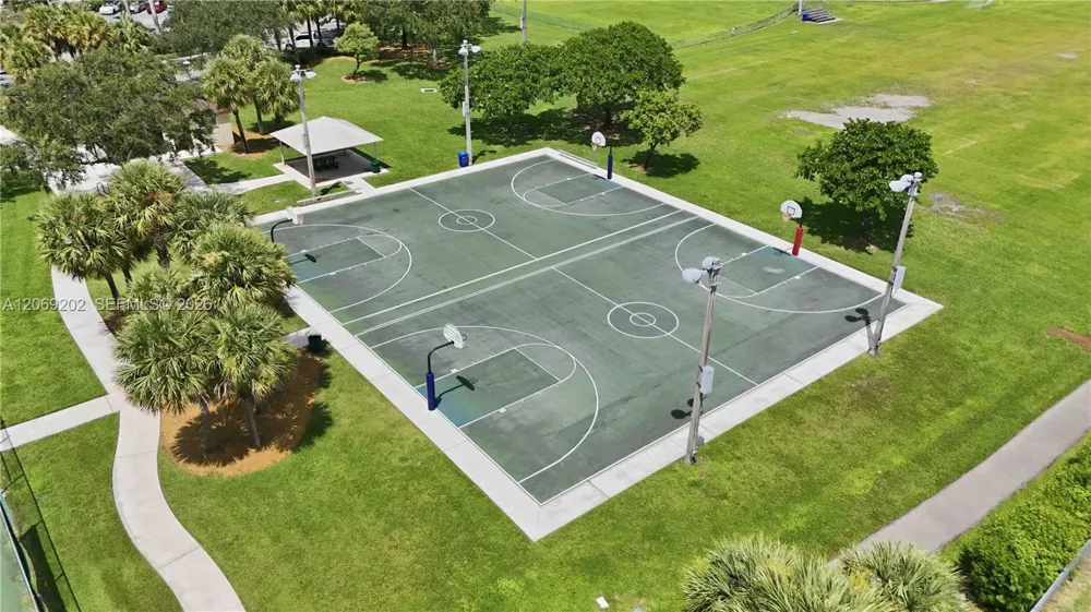 15845 NW 14th Rd Pembroke Pines, FL 33028
