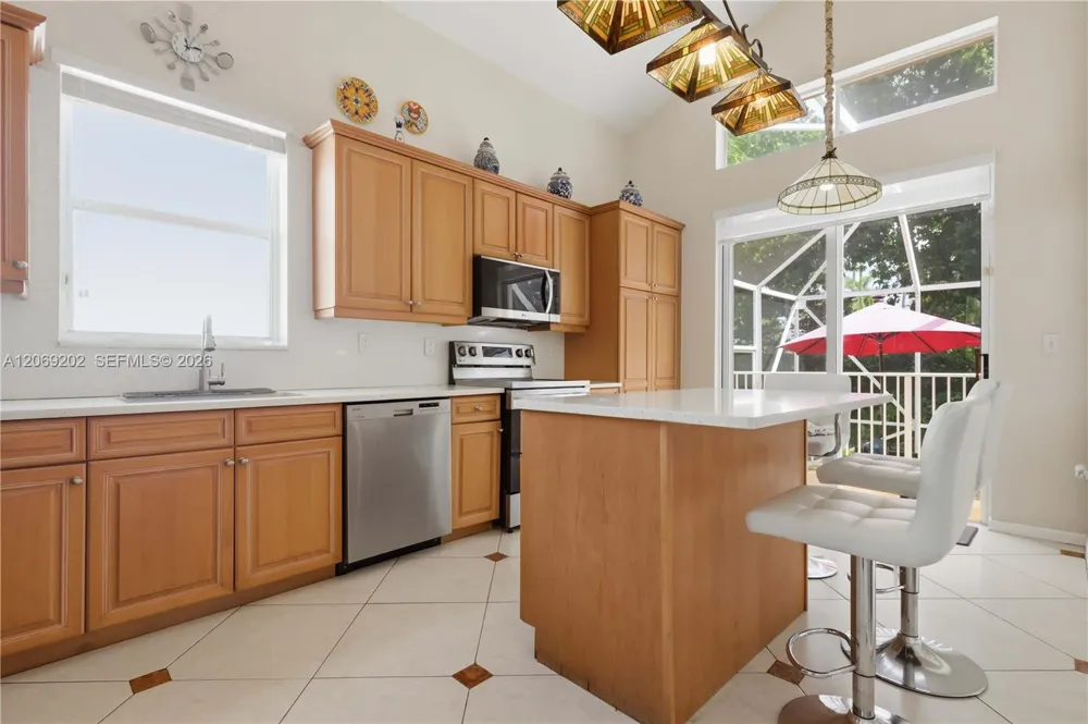 15845 NW 14th Rd Pembroke Pines, FL 33028