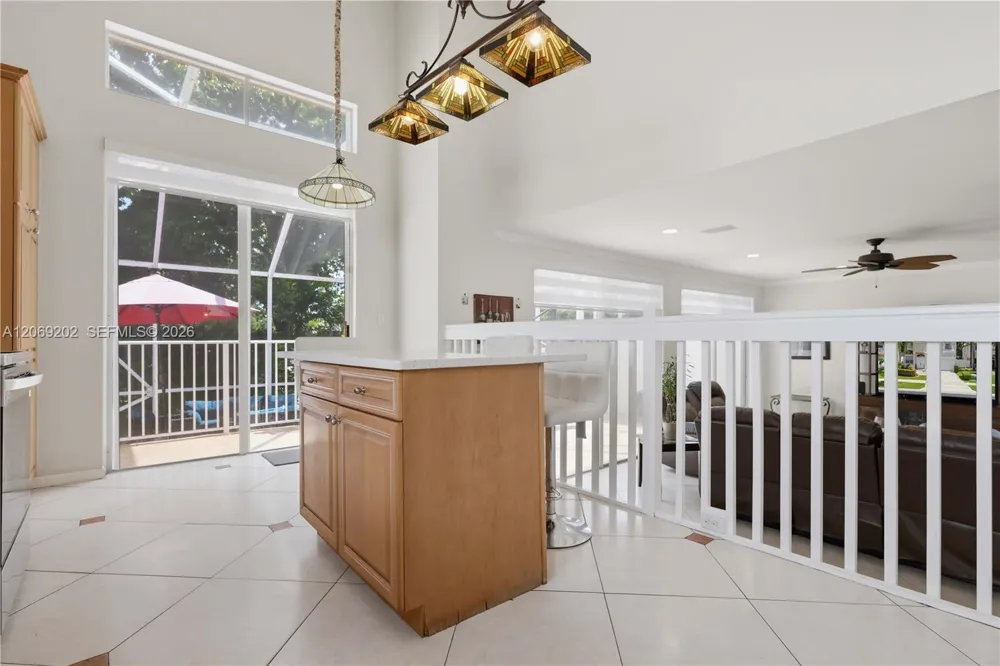 15845 NW 14th Rd Pembroke Pines, FL 33028