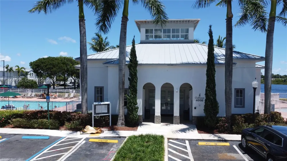 15747 SW 40th St #213 Miramar, FL 33027