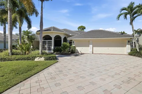 533 Cypress Green Circle