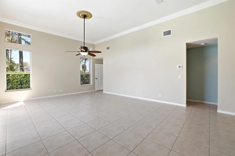 533 Cypress Green Circle Wellington, FL 33414