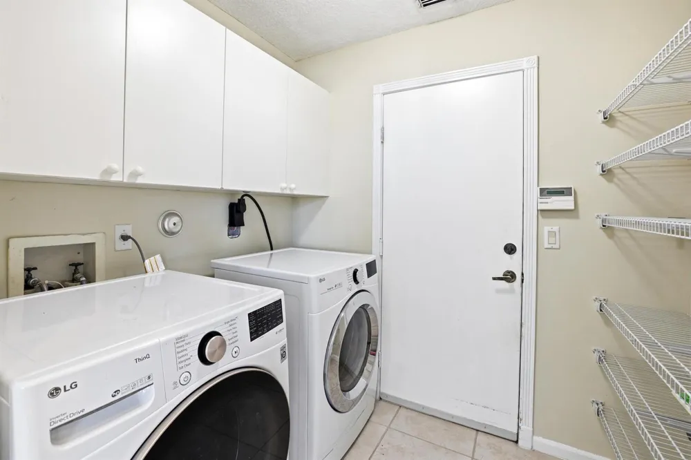 533 Cypress Green Circle Wellington, FL 33414