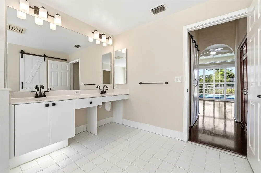 533 Cypress Green Circle Wellington, FL 33414