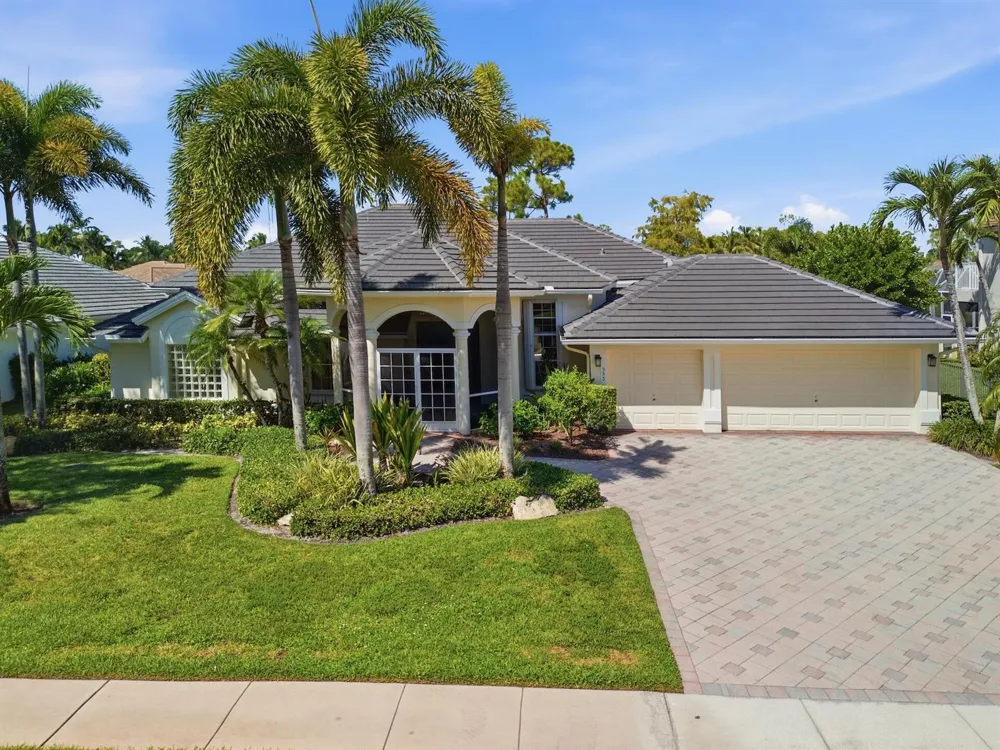 533 Cypress Green Circle Wellington, FL 33414