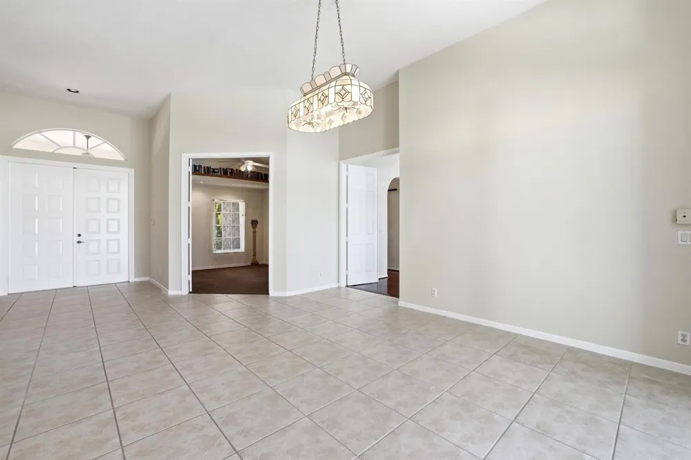 533 Cypress Green Circle Wellington, FL 33414