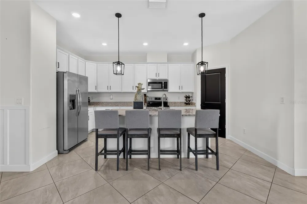15522 ISLANDWALK AVENUE Bradenton, FL 34211
