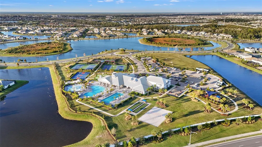 15522 ISLANDWALK AVENUE Bradenton, FL 34211
