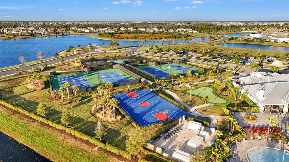 15522 ISLANDWALK AVENUE Bradenton, FL 34211