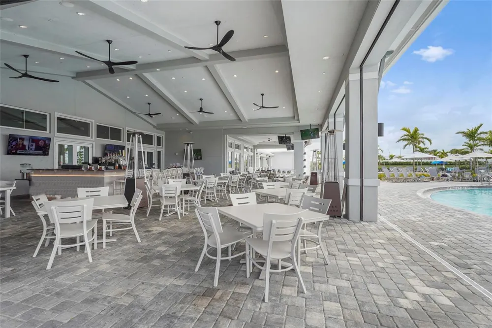 15522 ISLANDWALK AVENUE Bradenton, FL 34211