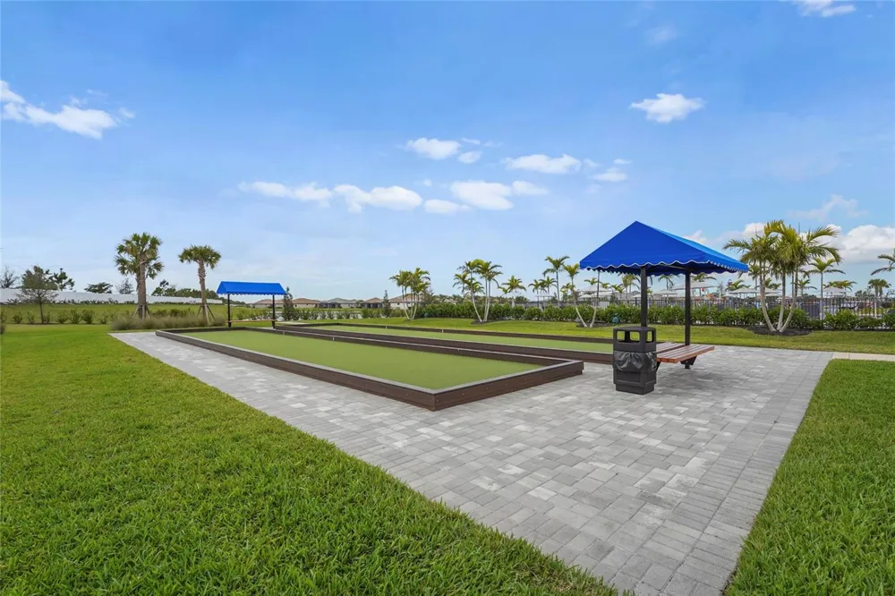 15522 ISLANDWALK AVENUE Bradenton, FL 34211