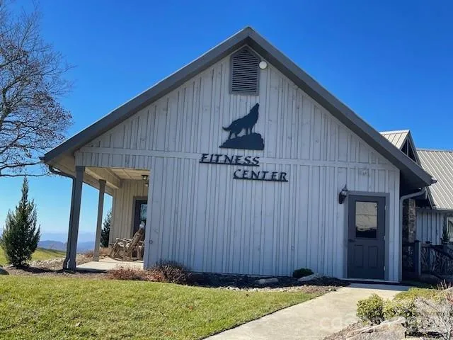 84 Goldenleaf Road Mars Hill, NC 28754