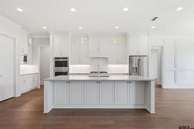 3008 Forest Trail Tyler, TX 75703
