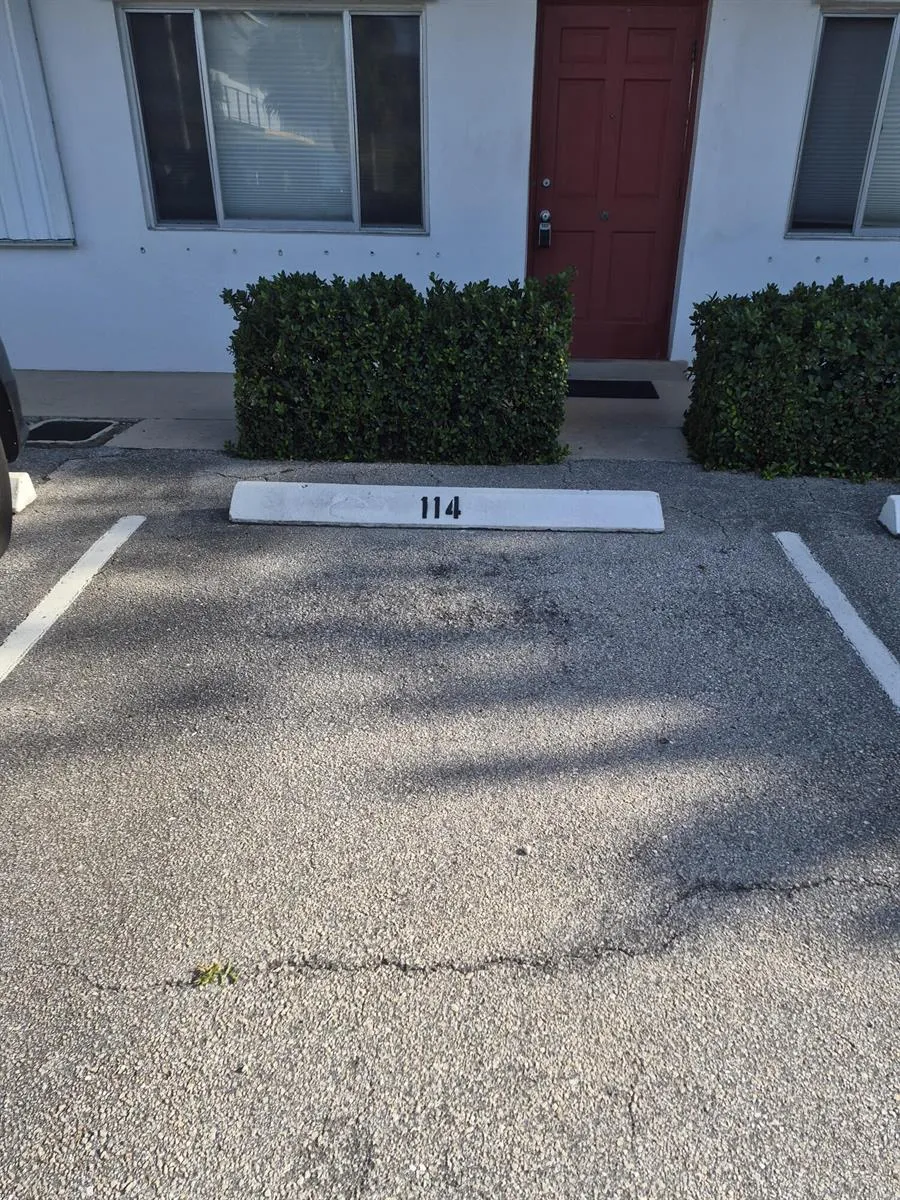 3362 CYNTHIA LANE #114 