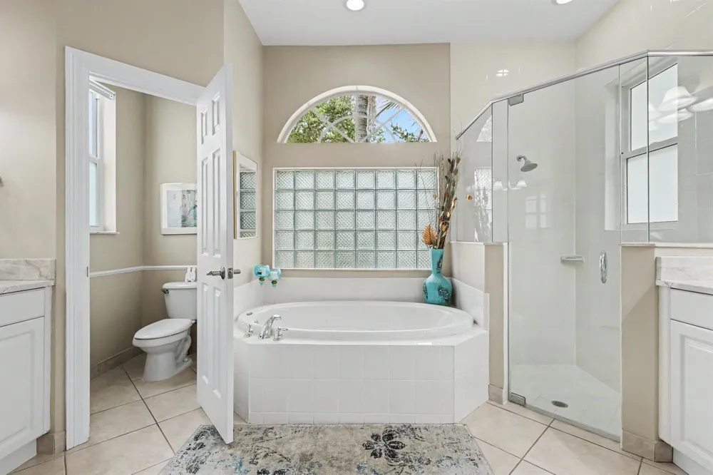 6493 NW 105th Terrace Parkland, FL 33076