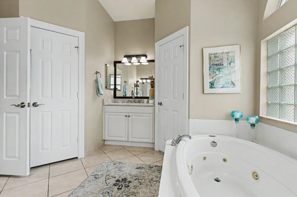 6493 NW 105th Terrace Parkland, FL 33076