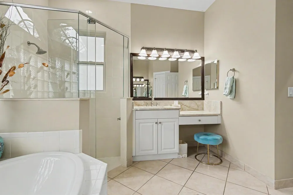 6493 NW 105th Terrace Parkland, FL 33076