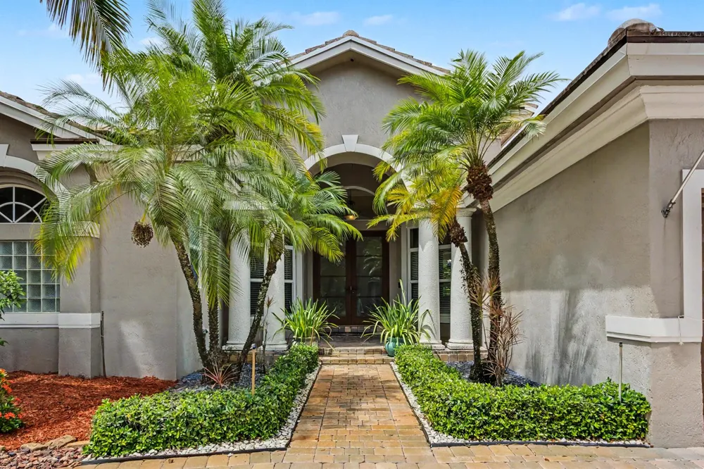 6493 NW 105th Terrace Parkland, FL 33076