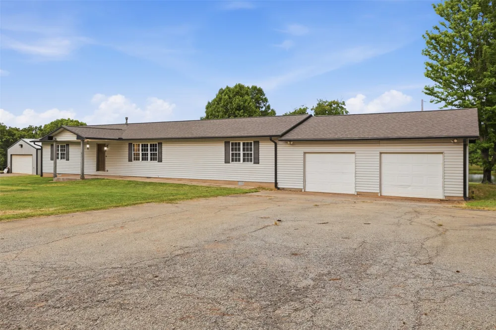 4707 E 116th Street Perkins, OK 74059