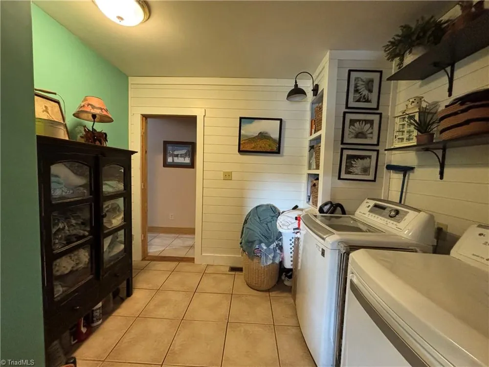 300 Tom Hunter Road Pilot Mountain, NC 27041