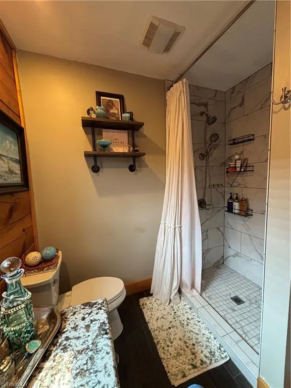 300 Tom Hunter Road Pilot Mountain, NC 27041