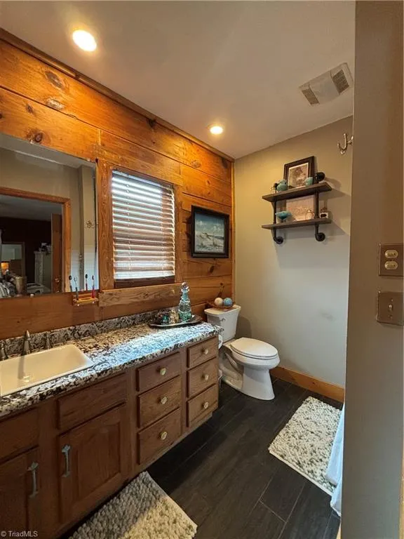 300 Tom Hunter Road Pilot Mountain, NC 27041