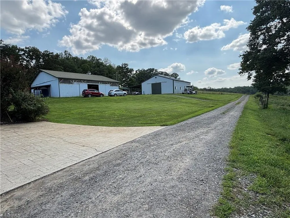 300 Tom Hunter Road Pilot Mountain, NC 27041