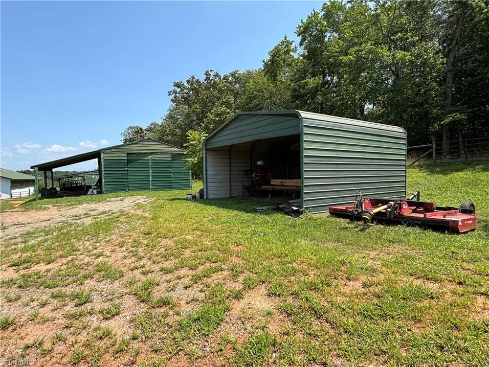300 Tom Hunter Road Pilot Mountain, NC 27041