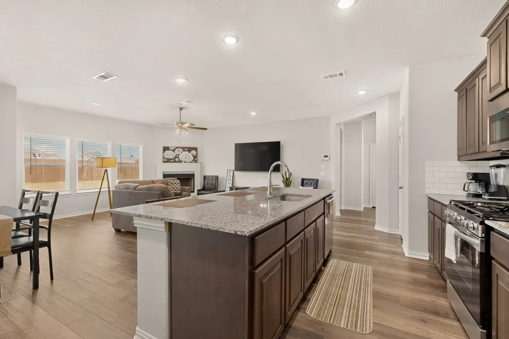3531 Columbus Street Gainesville, TX 76240