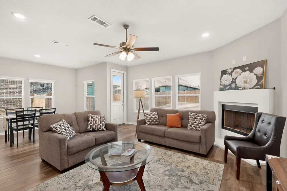 3531 Columbus Street Gainesville, TX 76240