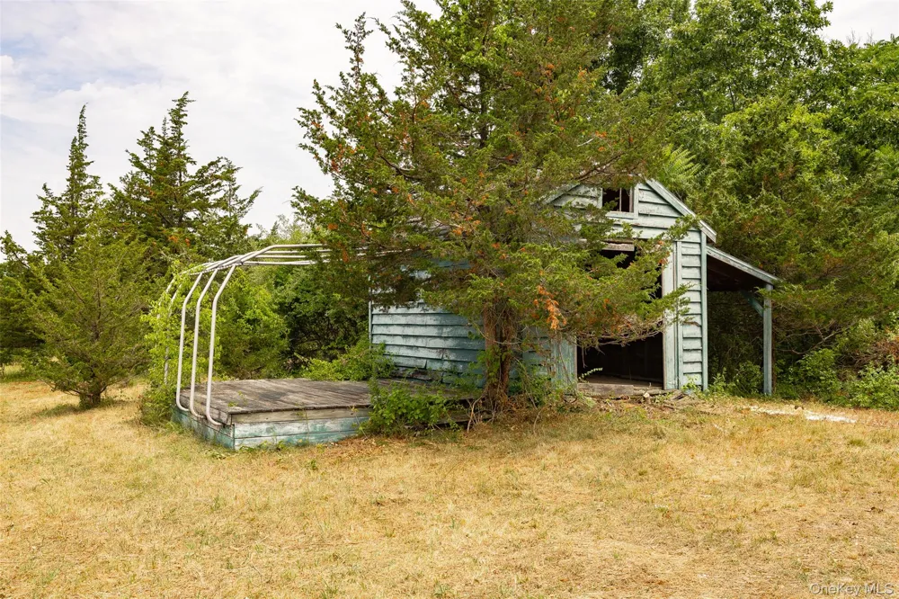 88 Top of the Hill Lane Stanfordville, NY 12581