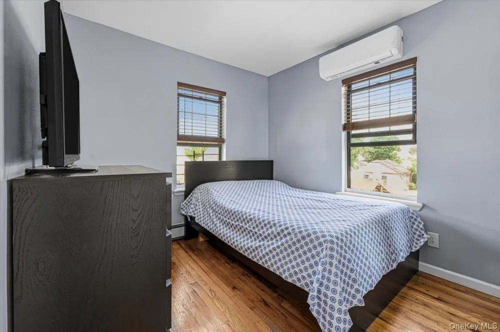 21825 104th Avenue Queens Village, NY 11429