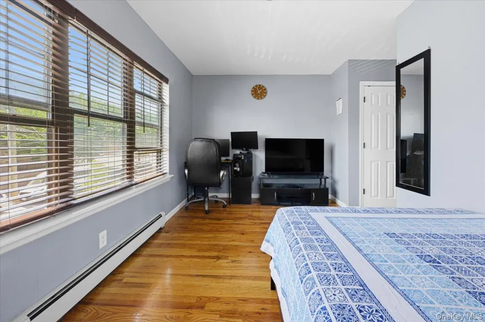 21825 104th Avenue Queens Village, NY 11429