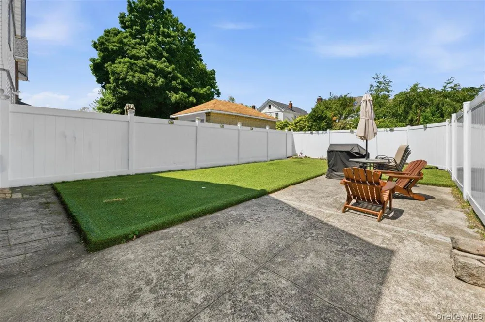 21825 104th Avenue Queens Village, NY 11429