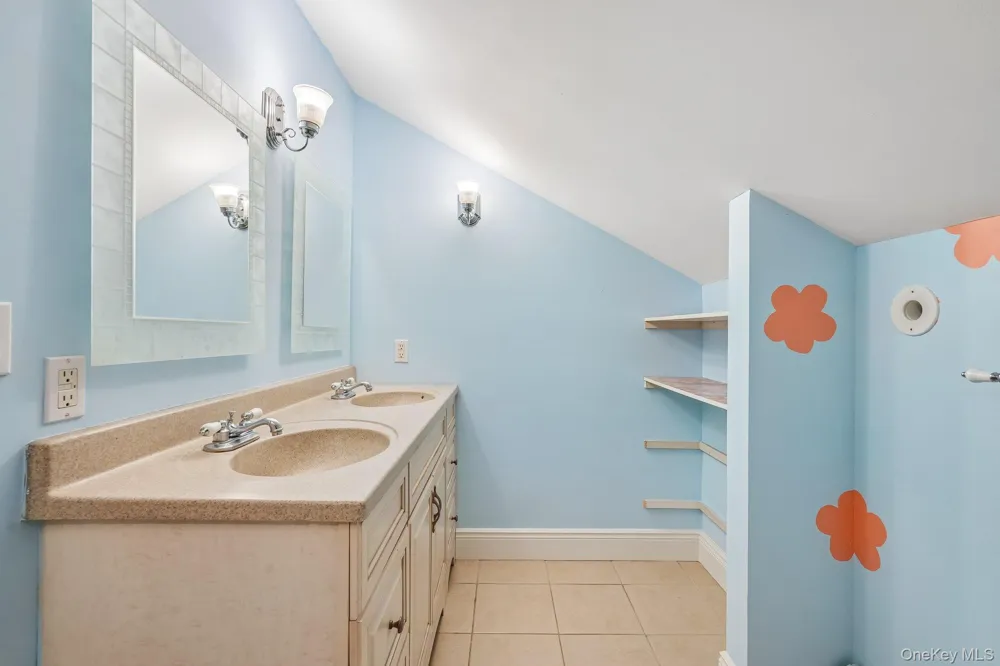 55 Strawtown Road New City, NY 10956