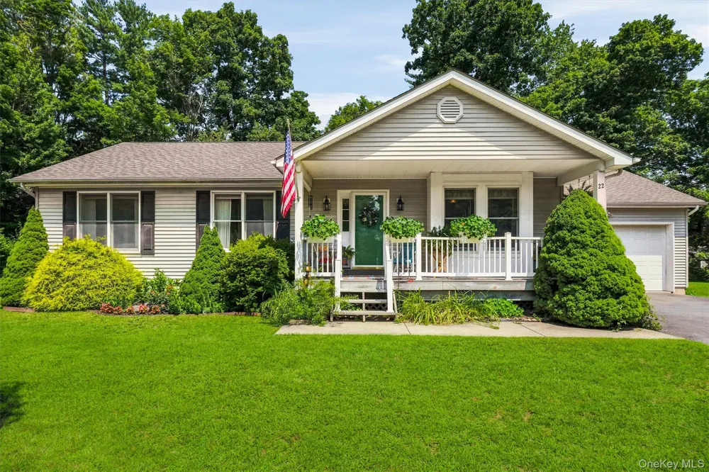 22 Rosewood Lane Wurtsboro, NY 12790