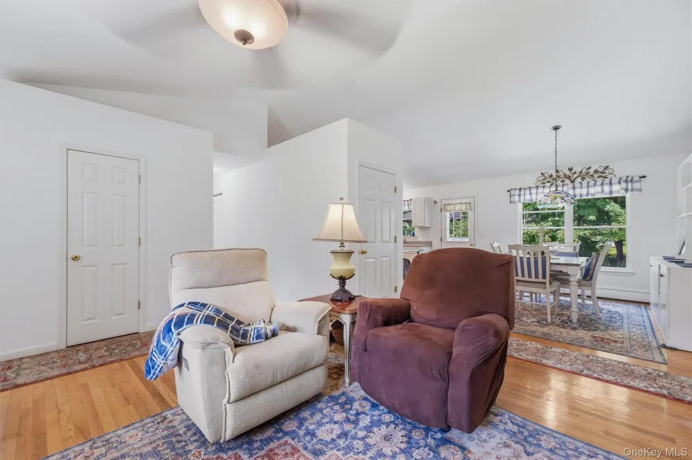 22 Rosewood Lane Wurtsboro, NY 12790