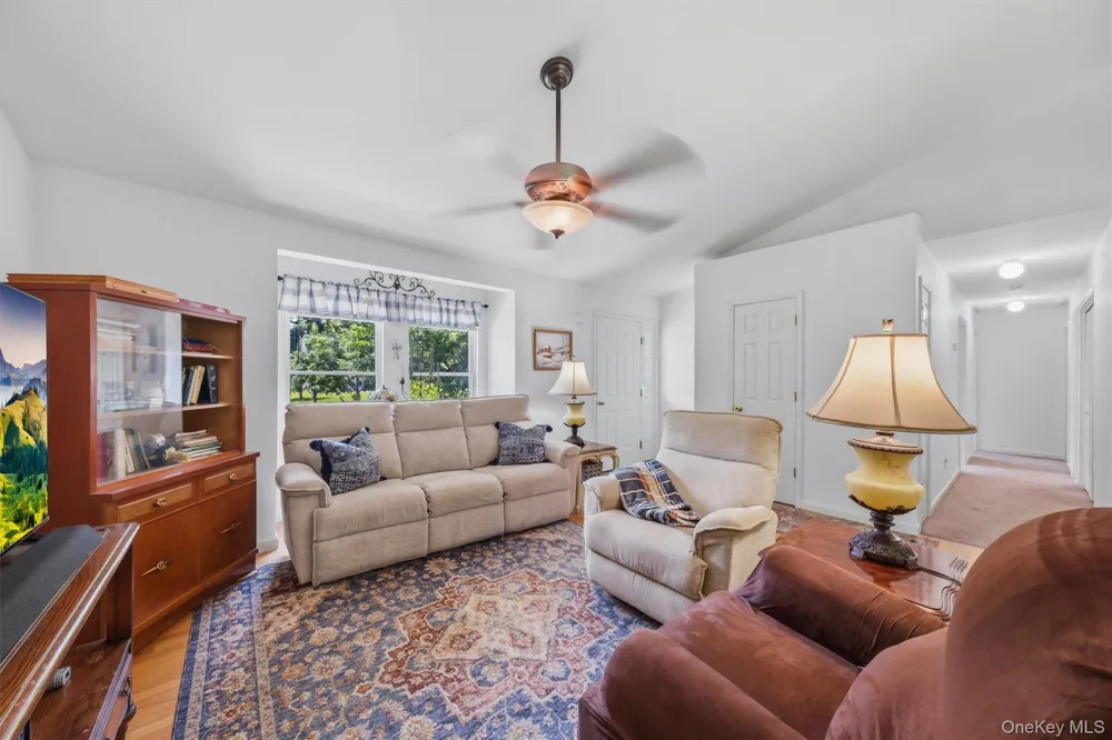 22 Rosewood Lane Wurtsboro, NY 12790