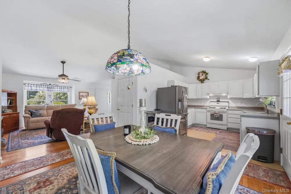 22 Rosewood Lane Wurtsboro, NY 12790