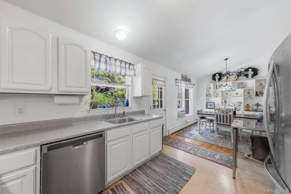 22 Rosewood Lane Wurtsboro, NY 12790