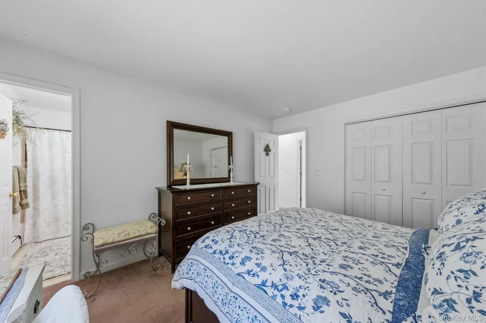 22 Rosewood Lane Wurtsboro, NY 12790