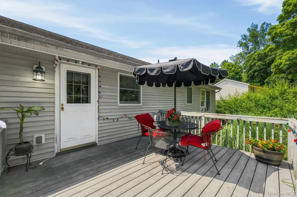 22 Rosewood Lane Wurtsboro, NY 12790