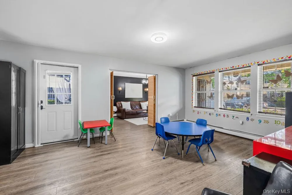 30 Fred Hect Road Spring Valley, NY 10977
