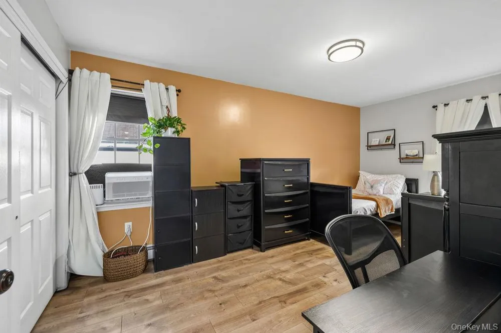 30 Fred Hect Road Spring Valley, NY 10977